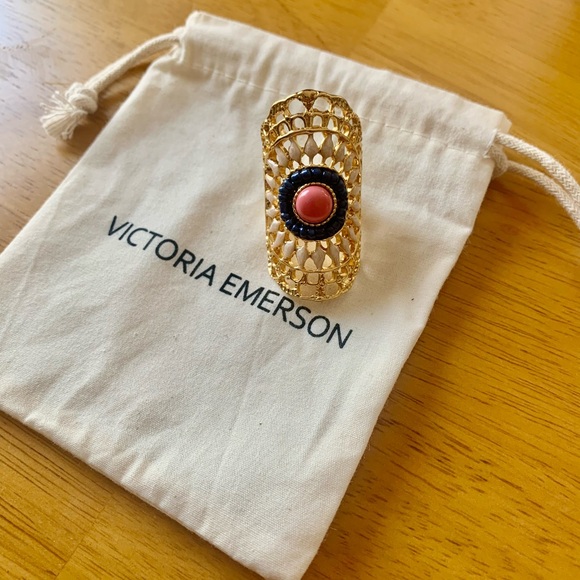 Victoria Emerson Gracie Gold Medallion Ring NWT. - Picture 5 of 6